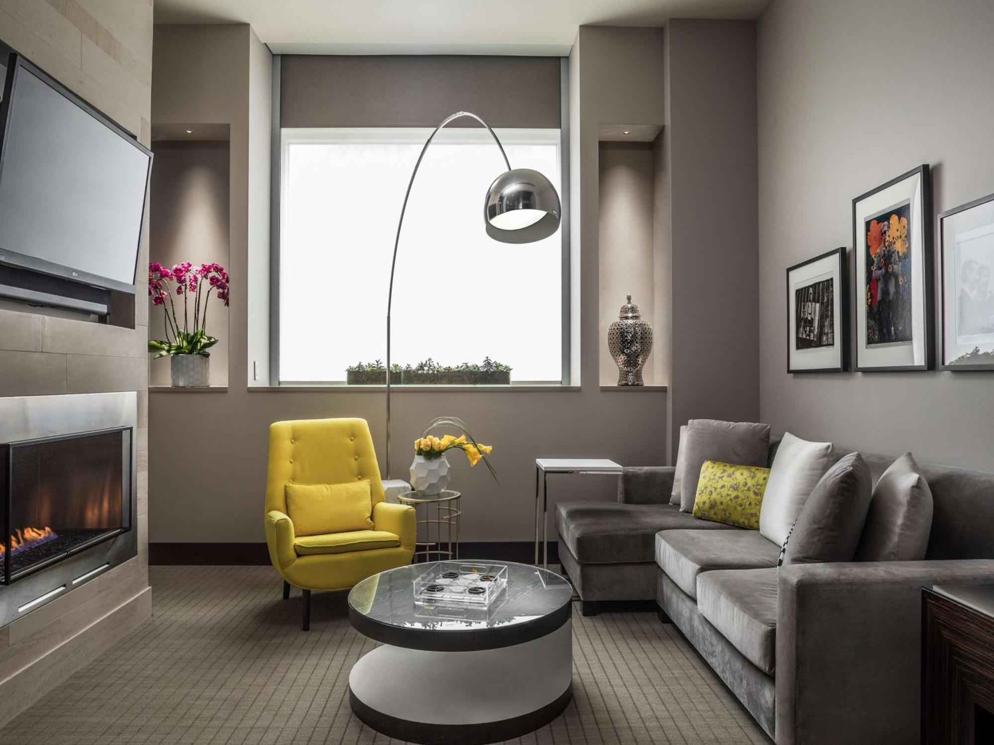 Conrad Indianapolis Hotell Exteriör bild