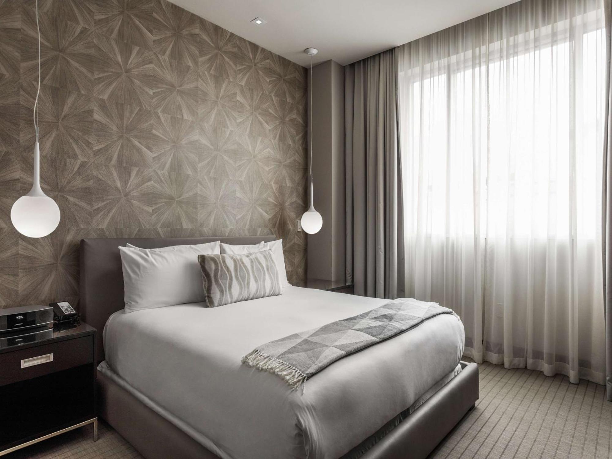 Conrad Indianapolis Hotell Exteriör bild