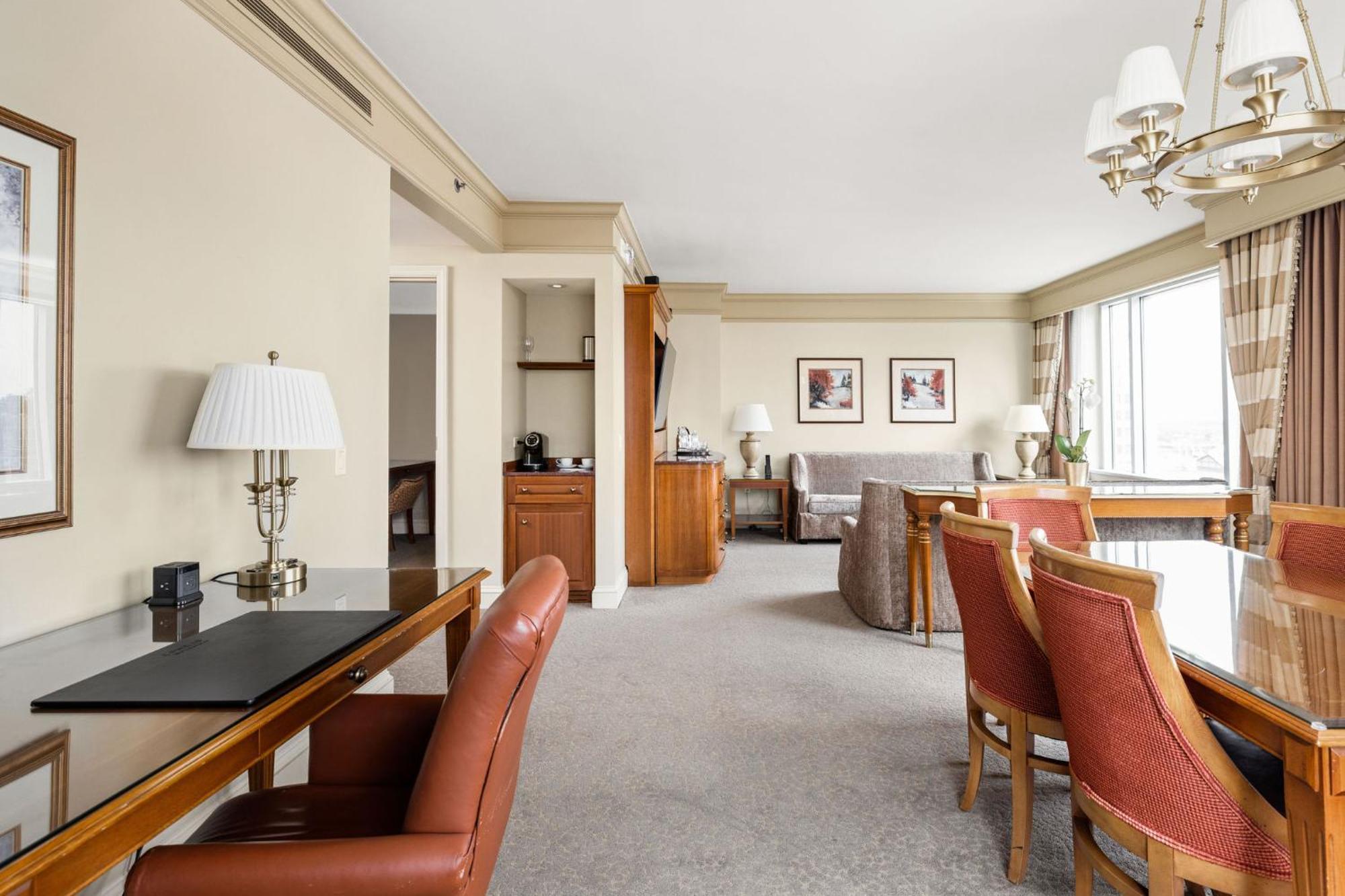 Conrad Indianapolis Hotell Exteriör bild